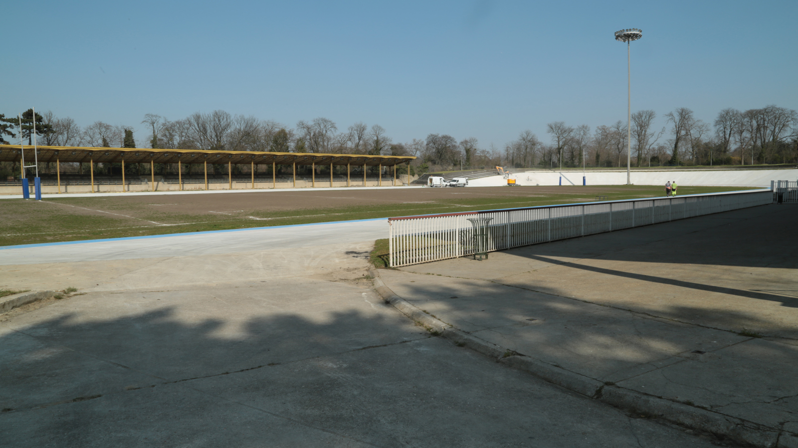 Le vélodrome Jacques-Anquetil "La Cipale" au Bois de Vincennes (Val-de-Marne, Ile-de-France) © Delphine Luchetta